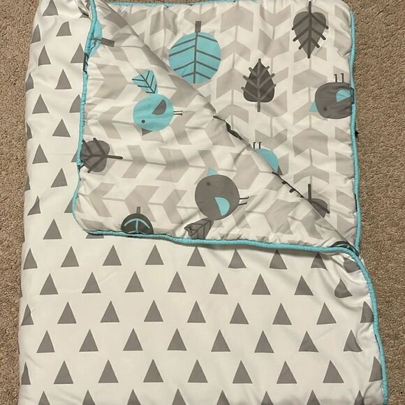 SWEET JOJO BABY CRIB QUILT - Picture 1 of 4
